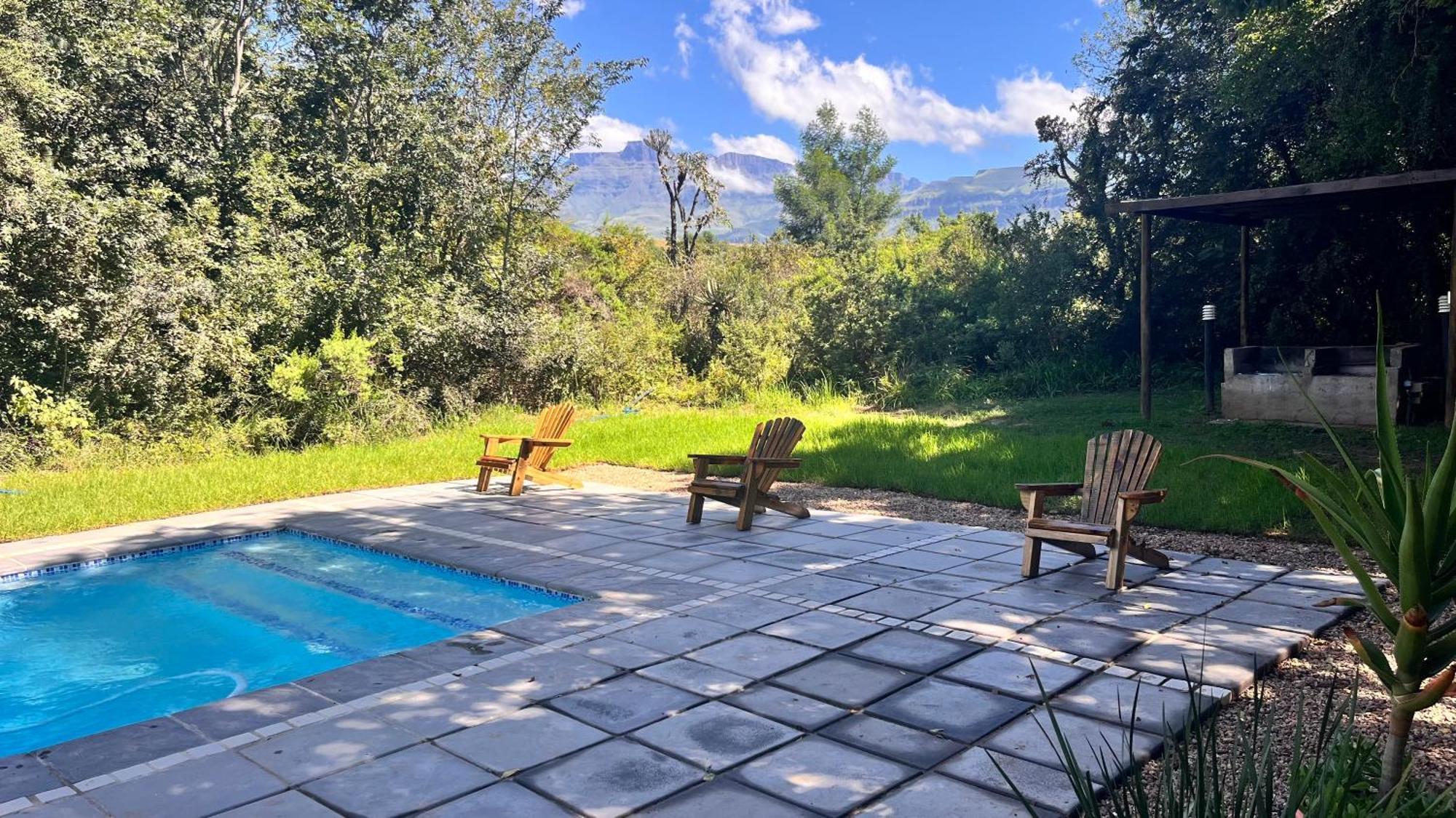 Drakensberg Inkosana Lodge Champagne Valley Екстериор снимка