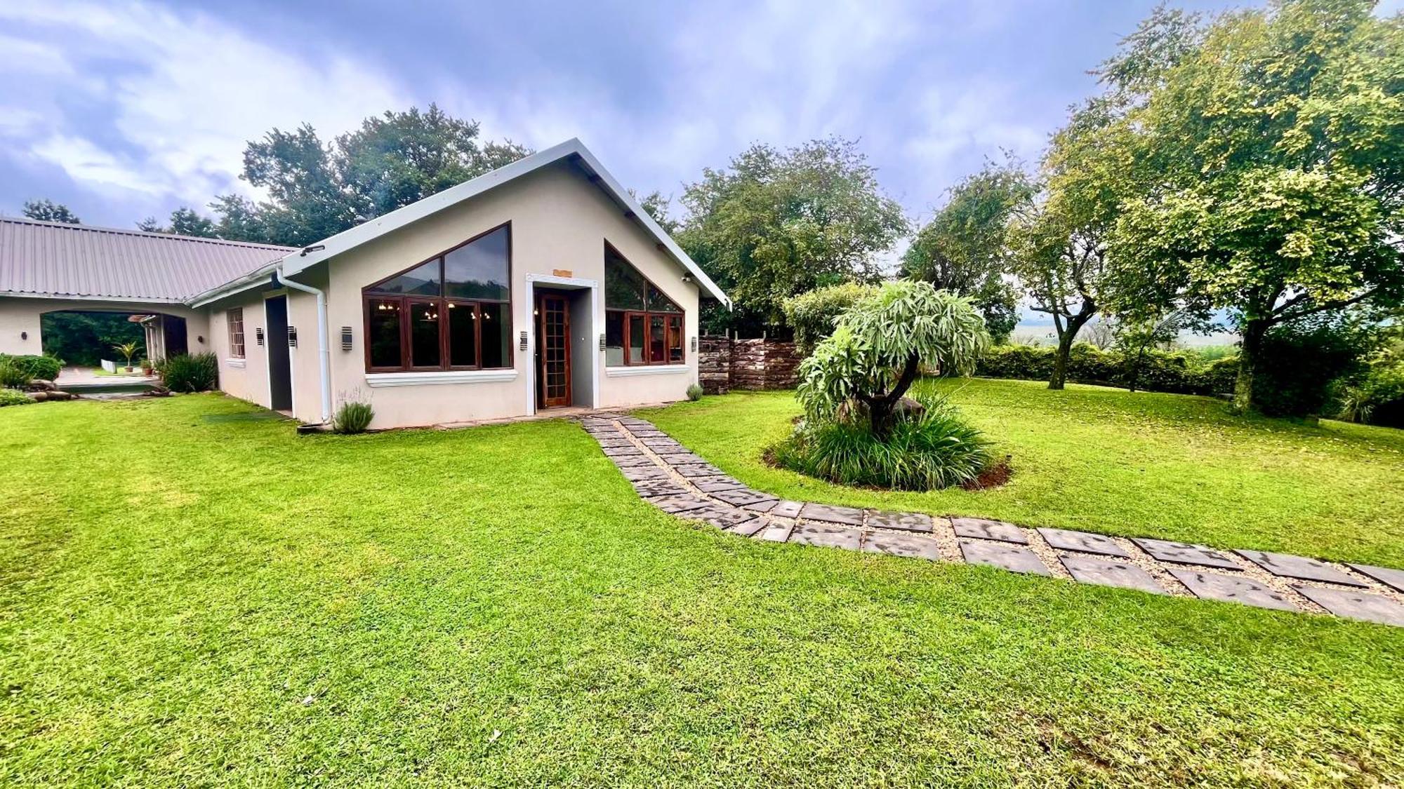 Drakensberg Inkosana Lodge Champagne Valley Екстериор снимка